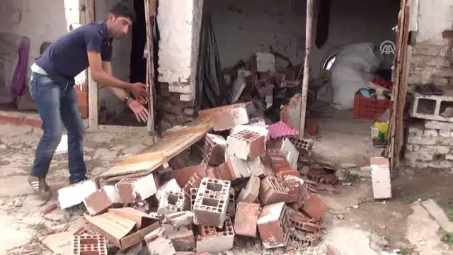 Manisa'daki Deprem Manisa'daki Deprem
