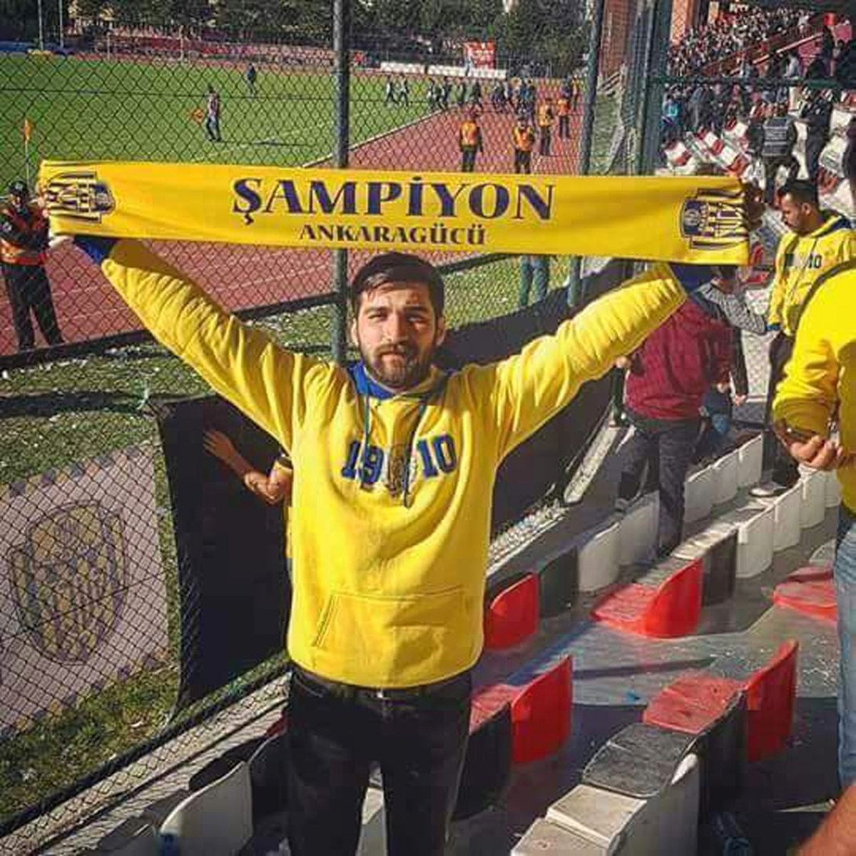 'Biz ölelim Ankaragücü yaşasın' Dedi! Kazada Hayatını Kaybetti