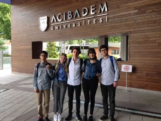 Gaziantep Kolej Vakfı Münazarada Türkiye Şampiyonu
