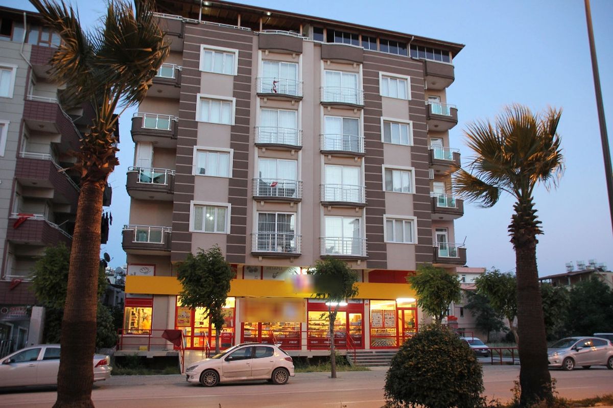 Hatay'da Cinnet Getiren Eş Dehşet Saçtı: 1 Ölü, 3 Yaralı
