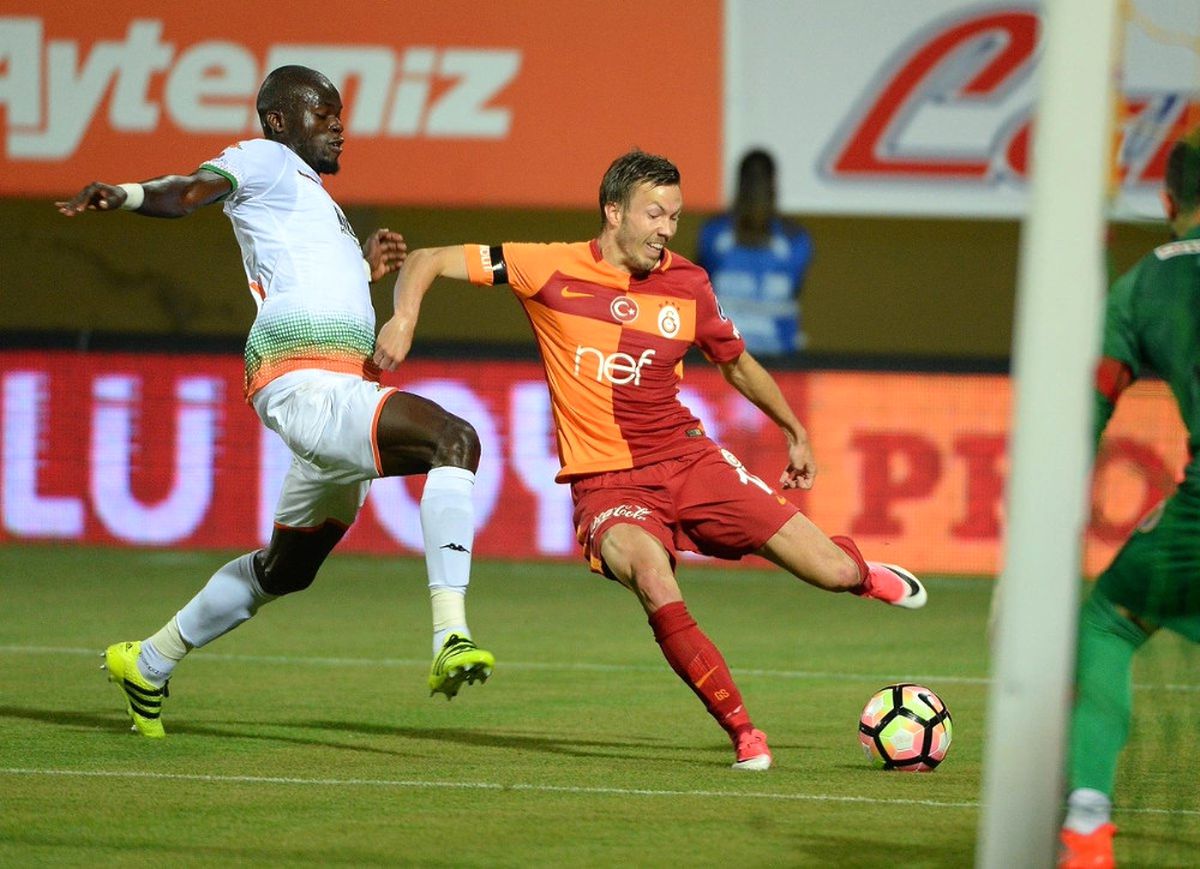 Ilk Yarıda 4 Gol Var