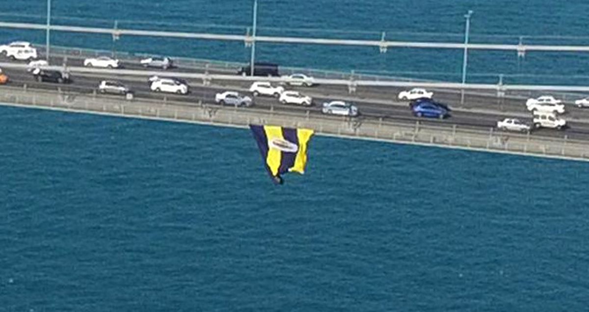 Köprüdeki Fenerbahçe Bayrağını Kesen 4 Kişi Gözaltına Alındı