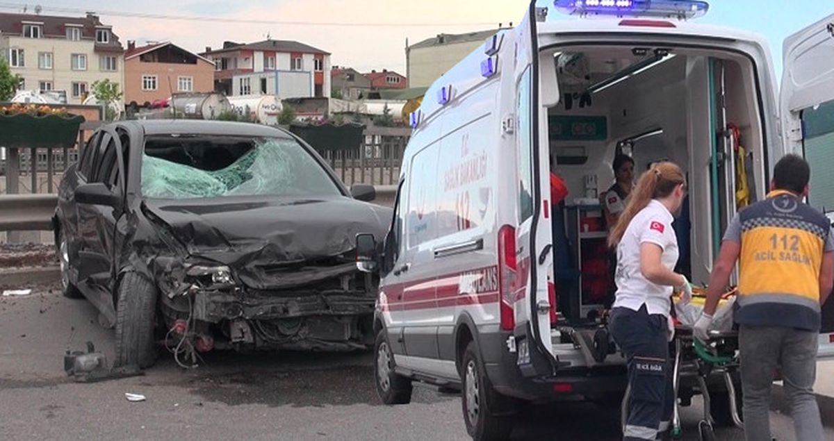 Otomobilin Çarptığı Yaya 10 Metre Yükseklikten Ana Yola Uçtu