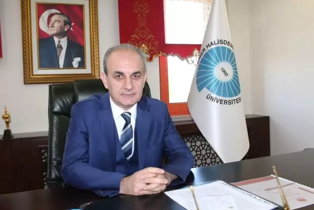 Rektör Adnan Görür'ün Görev Süresi Sona Eriyor Rektör Adnan Görür'ün Görev Süresi Sona Eriyor