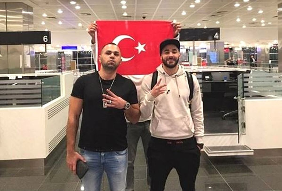 Dünya yıldızlarından Ümit Akbulut'a tam destek
