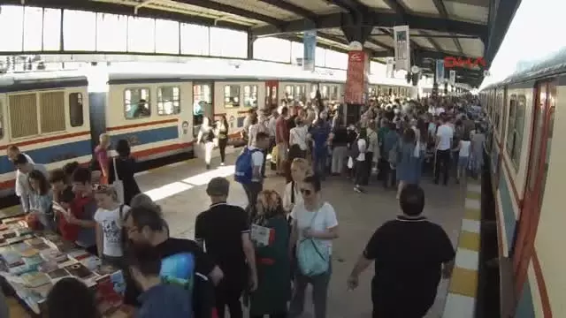 Tarihi Haydarpaşa Garı'nda Kitap Günleri Başlıyor Tarihi Haydarpaşa Garı'nda Kitap Günleri Başlıyor