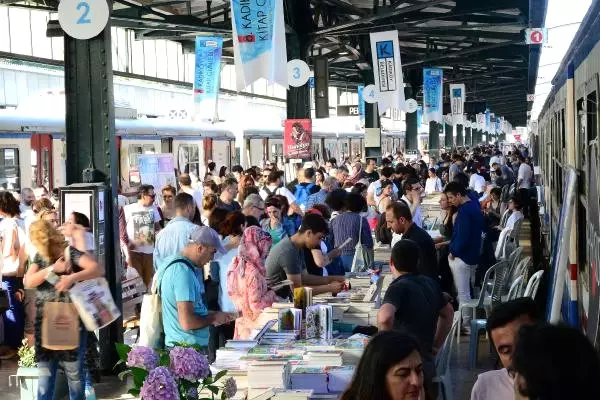 Tarihi Haydarpaşa Garı'nda Kitap Günleri Başlıyor Tarihi Haydarpaşa Garı'nda Kitap Günleri Başlıyor