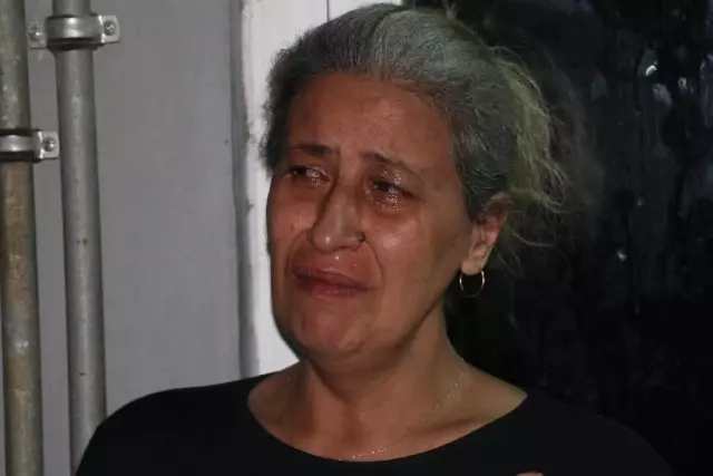 Acılı Anne, Gözyaşları İçinde Evladının Tedavisi İçin Yardım İstedi Acılı Anne, Gözyaşları İçinde Evladının Tedavisi İçin Yardım İstedi