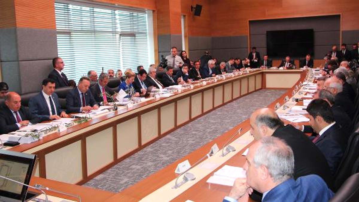 CHP'li Bayır: Bas Cezayı Kes Ağacı Yap Üstüne Villayı