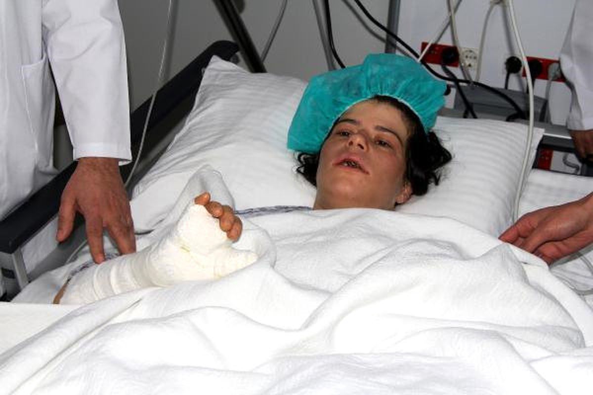 Suriyeli Koca, Eşini Levyeyle Dövüp, Kerpetenle Dişlerini Söktü!