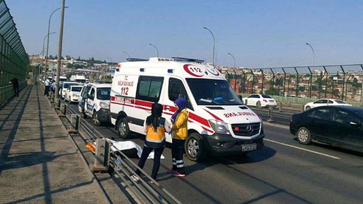 Haliç'teki Kaza, İstanbul Trafiğini Kilitledi