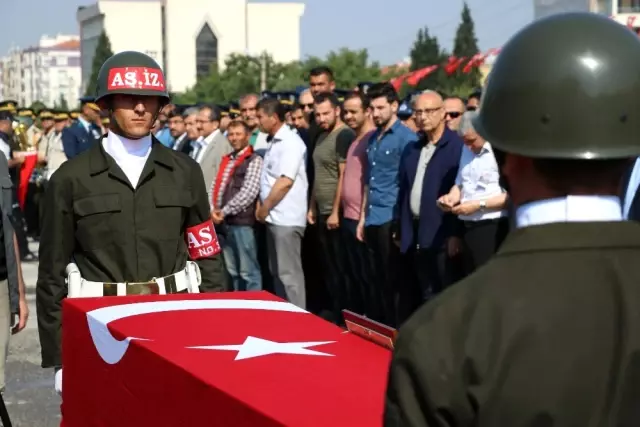 Akhisarlı Şehide Son Görev Akhisarlı Şehide Son Görev