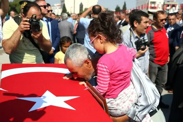 Şehide Son Görev Şehide Son Görev