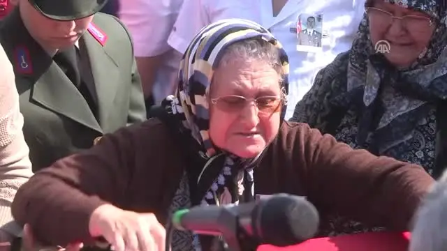 Şehit Başçavuş Fevzi Kıral Son Yolculuğuna Uğurlandı Şehit Başçavuş Fevzi Kıral Son Yolculuğuna Uğurlandı