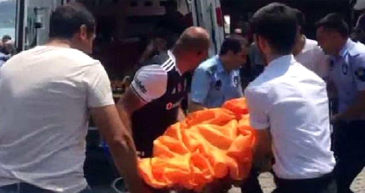 Şampiyonluk Kutlamasındaki Kazada İki Taraftarın Bacakları Kırıldı