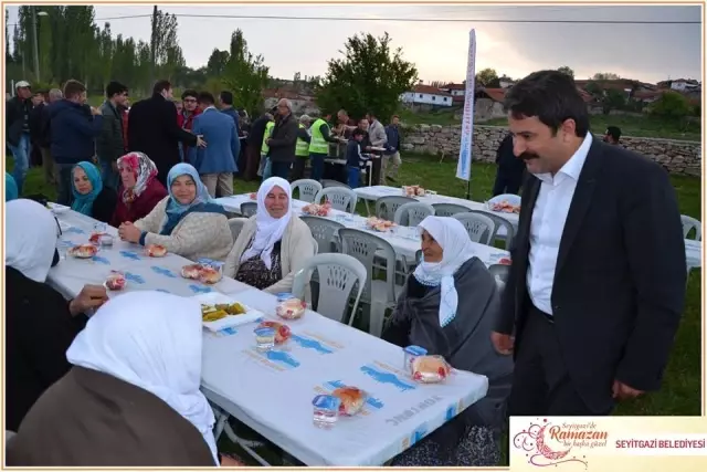 Göcenoluk'ta İftar Coşkusu Göcenoluk'ta İftar Coşkusu
