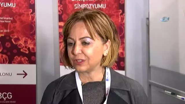 Prof. Dr. Esin Şenol: 'Enjeksiyon Korkusuna Bağlı Olarak Sprey ve Bant Şeklinde Aşılar Geliştirildi' Prof. Dr. Esin Şenol: 'Enjeksiyon Korkusuna Bağlı Olarak Sprey ve Bant Şeklinde Aşılar Geliştirildi'
