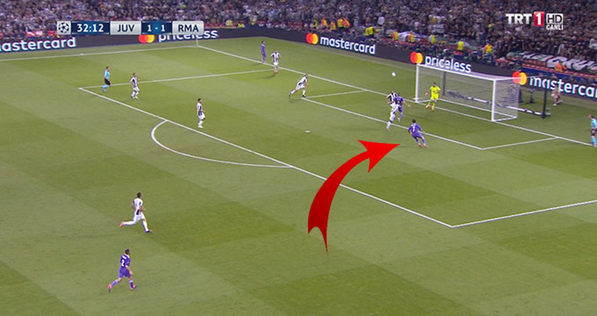 Ronaldo, Yaptığı Kafa Vuruşuyla Dalga Konusu Oldu