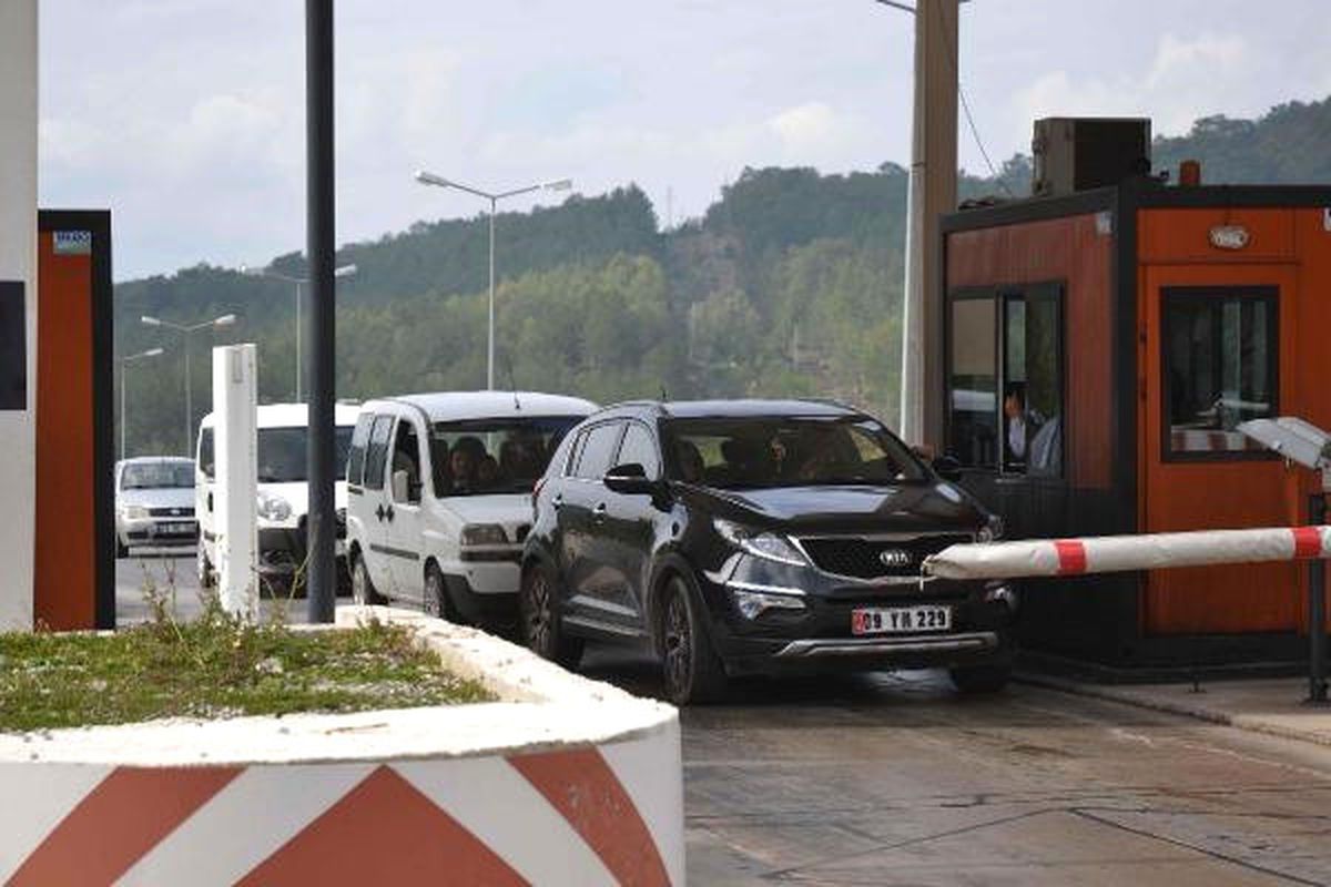 Büyük Skandal! Ambulans Para Vermedi Diye Tünelden Geçirilmediler
