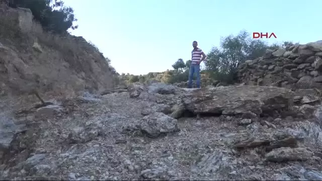 Aydın Yağmurun Ardından 5 Köye Ulaşım Engeli Aydın Yağmurun Ardından 5 Köye Ulaşım Engeli
