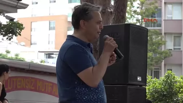 Antalya Atık Malzemelerden Elbiseleri Mankenler Tanıttı Antalya Atık Malzemelerden Elbiseleri Mankenler Tanıttı