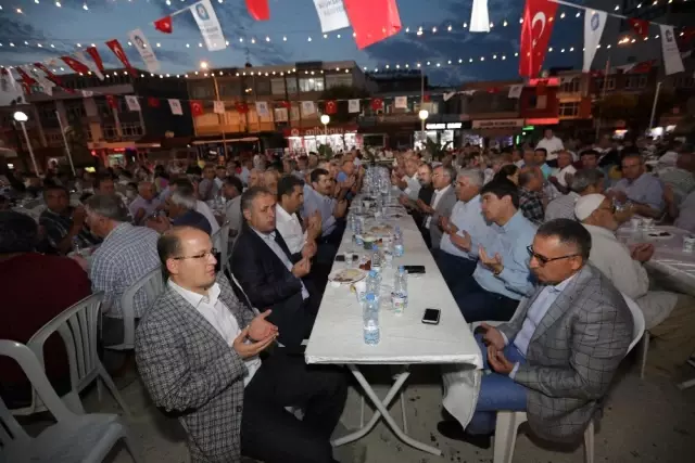 Başkan Türel İftarını Serik'te Açtı