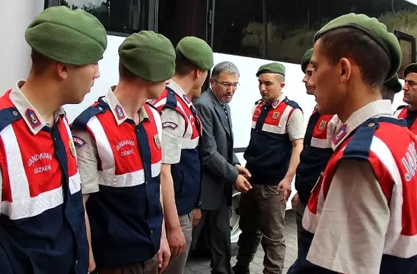 Kardeş Öksüz: Adil Öksüz ile Kardeş Olma İradesi Bana Ait Değil Kardeş Öksüz: Adil Öksüz ile Kardeş Olma İradesi Bana Ait Değil