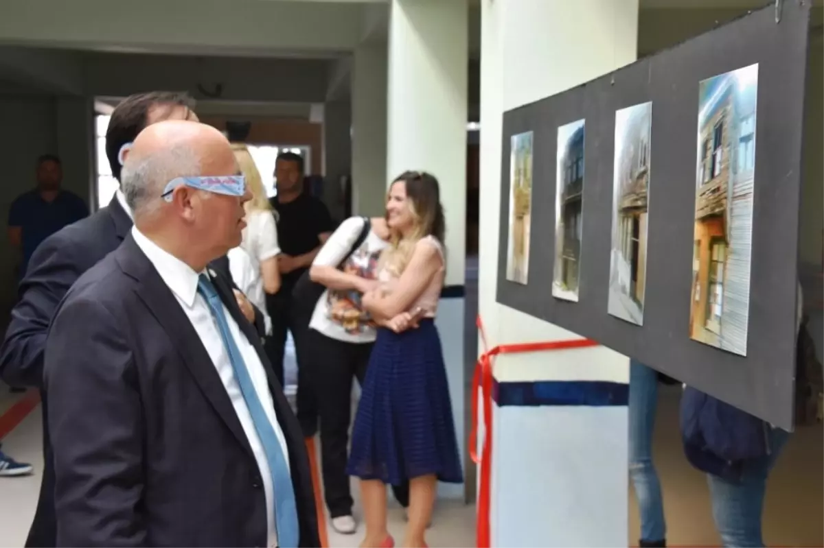Başkan Eşkinat Üç Boyutlu Fotoğraf Sergisi'nin Açılışına Katıldı