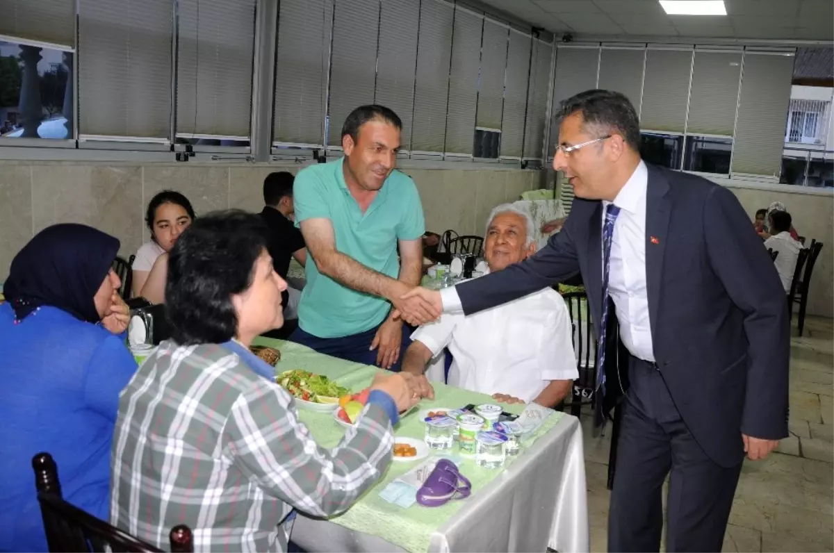 Erdemli'de Şehit Yakınları ve Gaziler İftarda Buluştu