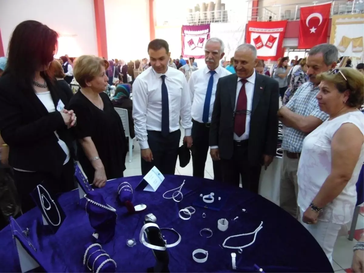 Gömeç'de Yıl Sonu Sergisi