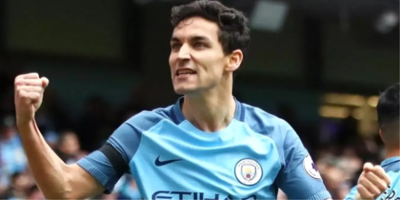Jesus Navas İçin Şartlar Zorlanıyor!