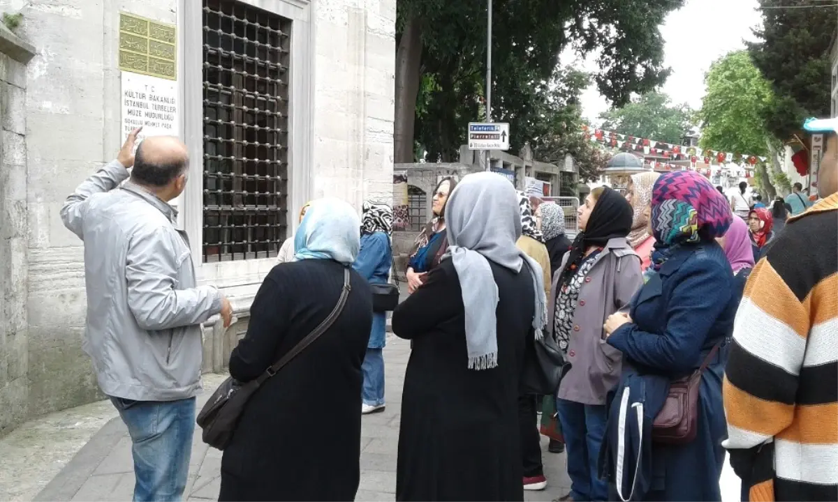 Maltepeliler Hırka-i Şerif'i Ziyaret Etti