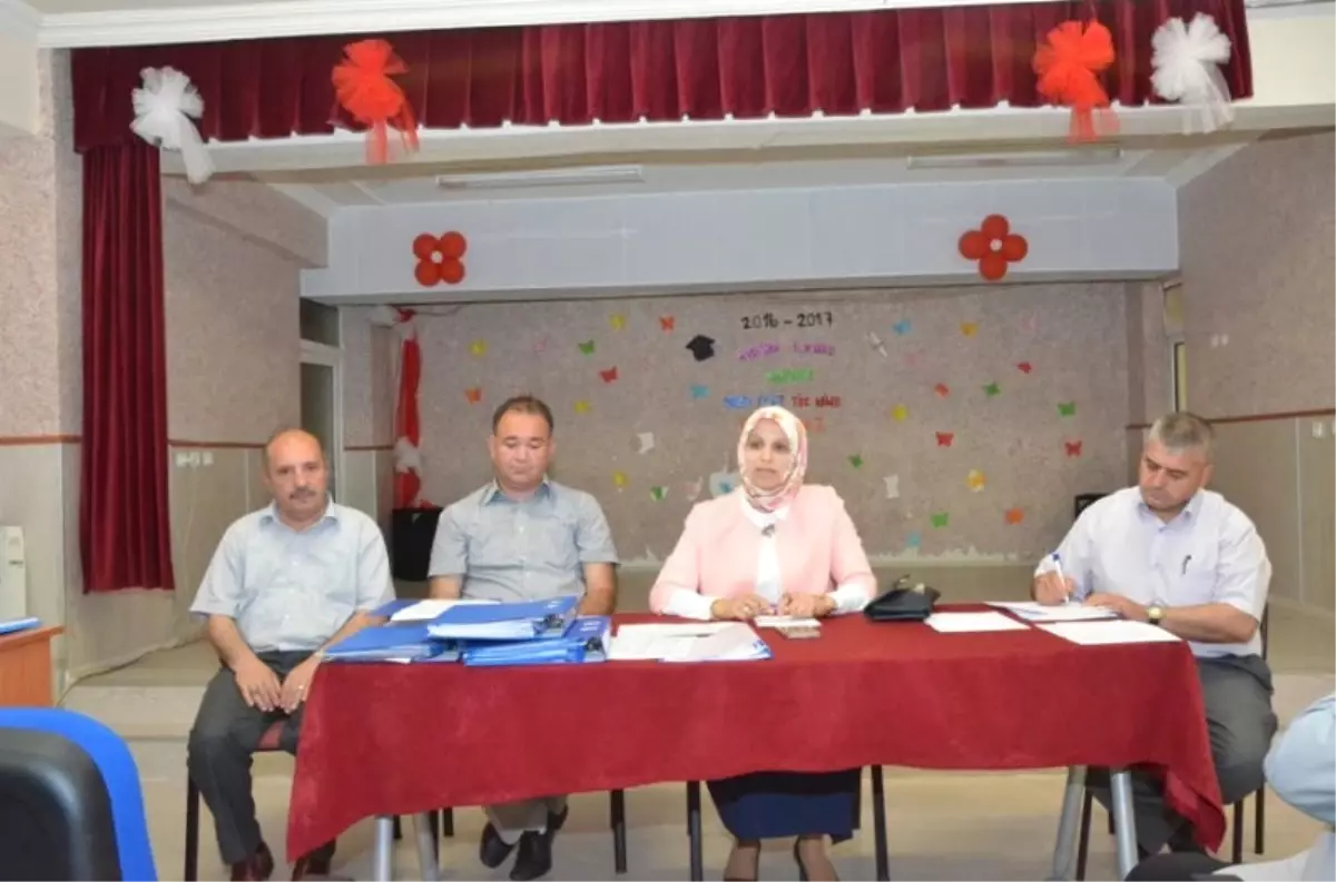 Mesleki ve Teknik Eğitim Değerlendirme Toplantısı Yapıldı