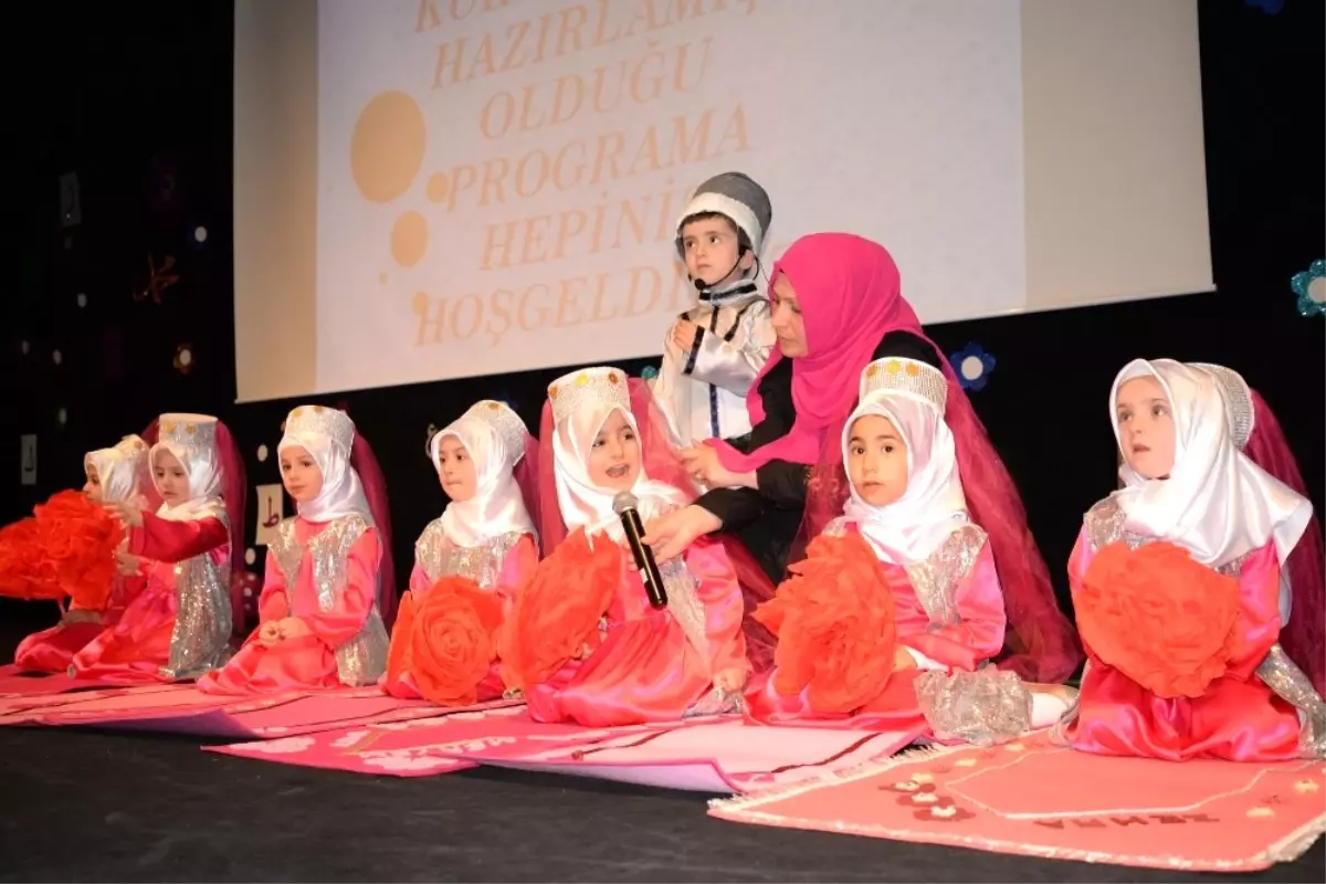 Of'ta Anaokulu Öğrencilerinden Kur'an ve Hadis Şöleni