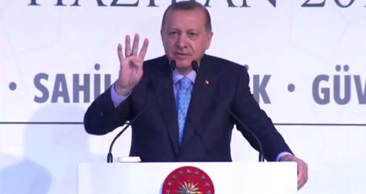 Erdoğan'dan, Rabia İçin 'Terör Örgütü İşareti' Diyen Kılıçdaroğlu'na Sert Yanıt