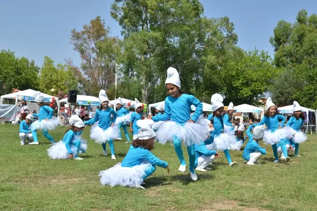 Geleceğin mucitleri, Foça Eğitim Bilim Şenliği'nde deneyler yaptı Geleceğin mucitleri, Foça Eğitim Bilim Şenliği'nde deneyler yaptı