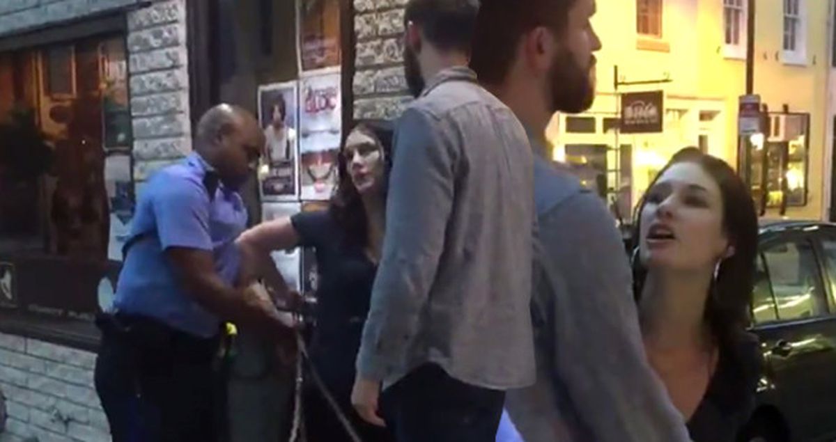 Polise Hakaret Eden Televizyon Muhabiri İşten Kovuldu