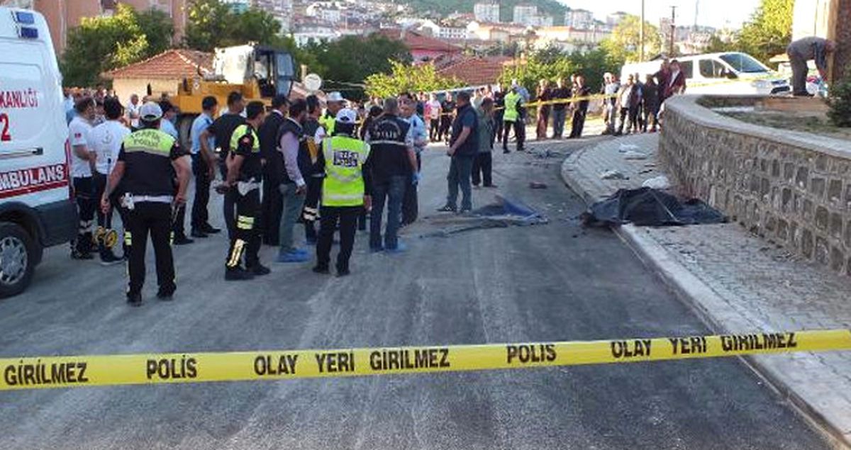 Yozgat'ta Freni Patlayan Silindir Kaldırımdaki İmamı Ezdi