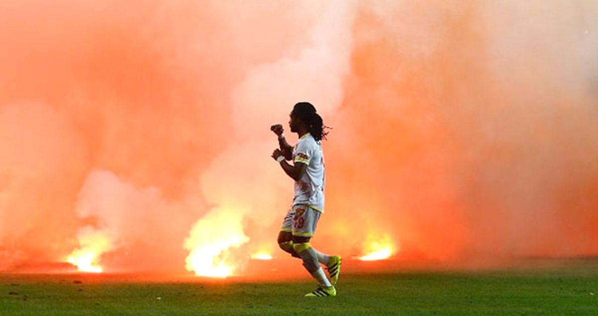 PFDK, Göztepe ve Eskişehirspor'a 2 Maç Seyircisiz Oynama Cezası Verdi