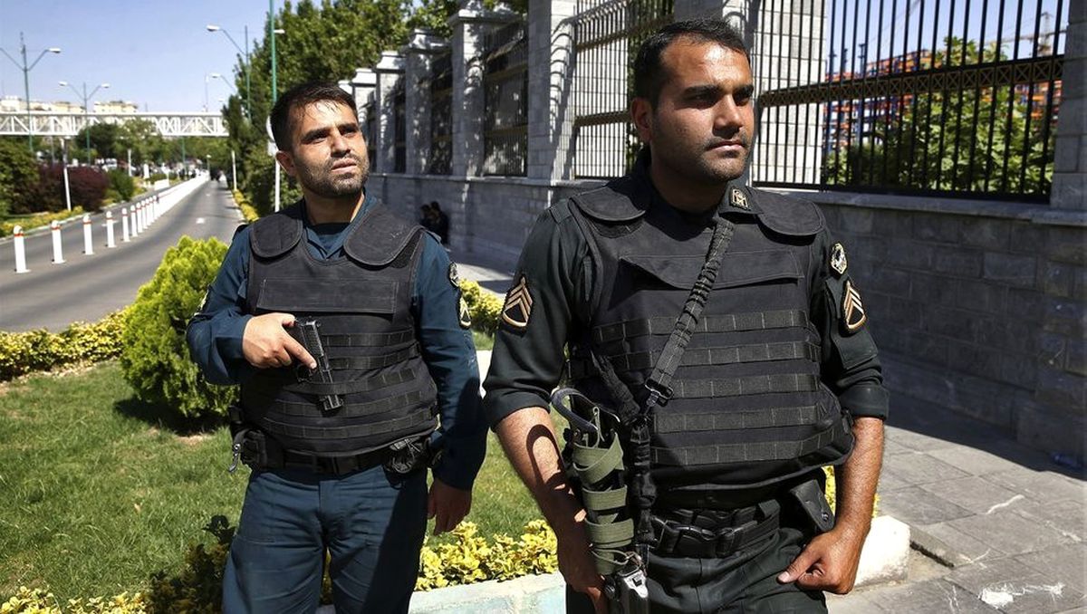 Çifte Terör Saldırısıyla Sarsılan Tahran'da Asitli Saldırı: 16 Yaralı