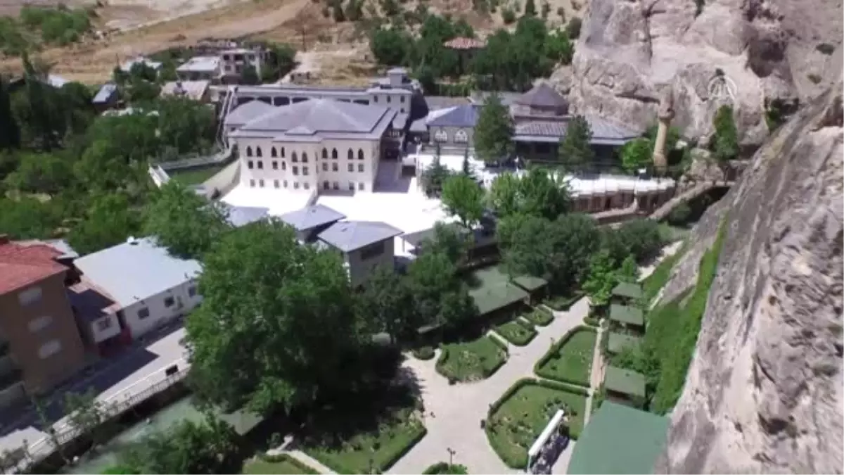 Asırlık Camide Mukabele Geleneği