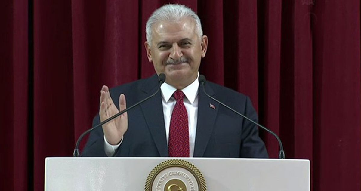 Başbakan Karne Töreninde Müjdeyi Verdi: 2019'da Tekli Eğitime Geçiyoruz