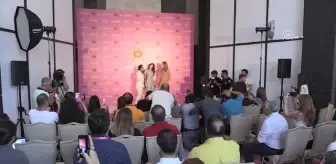 Izabel Goulart: Dosso Dossi Fashion Show - Brezilyalı Modeller Basın Toplantısı Düzenledi Izabel Goulart: Dosso Dossi Fashion Show - Brezilyalı Modeller Basın Toplantısı Düzenledi