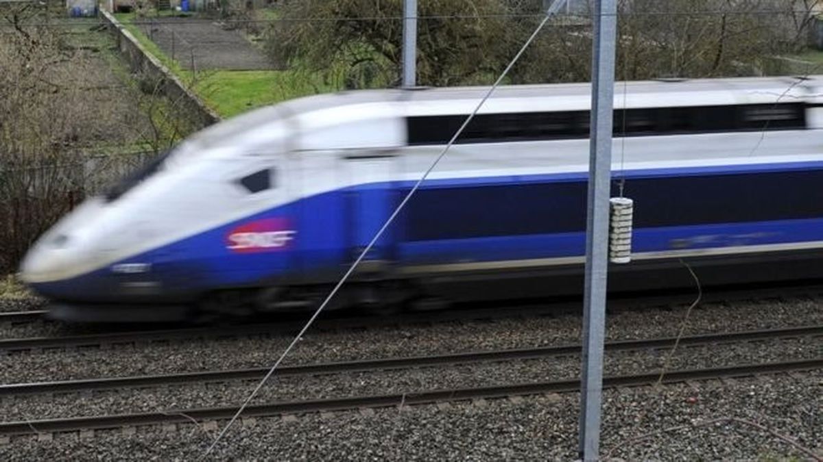 Fransa'da Trenin Tuvaletinde Prova Yapan Oyuncu 'Terörist' Sanıldı