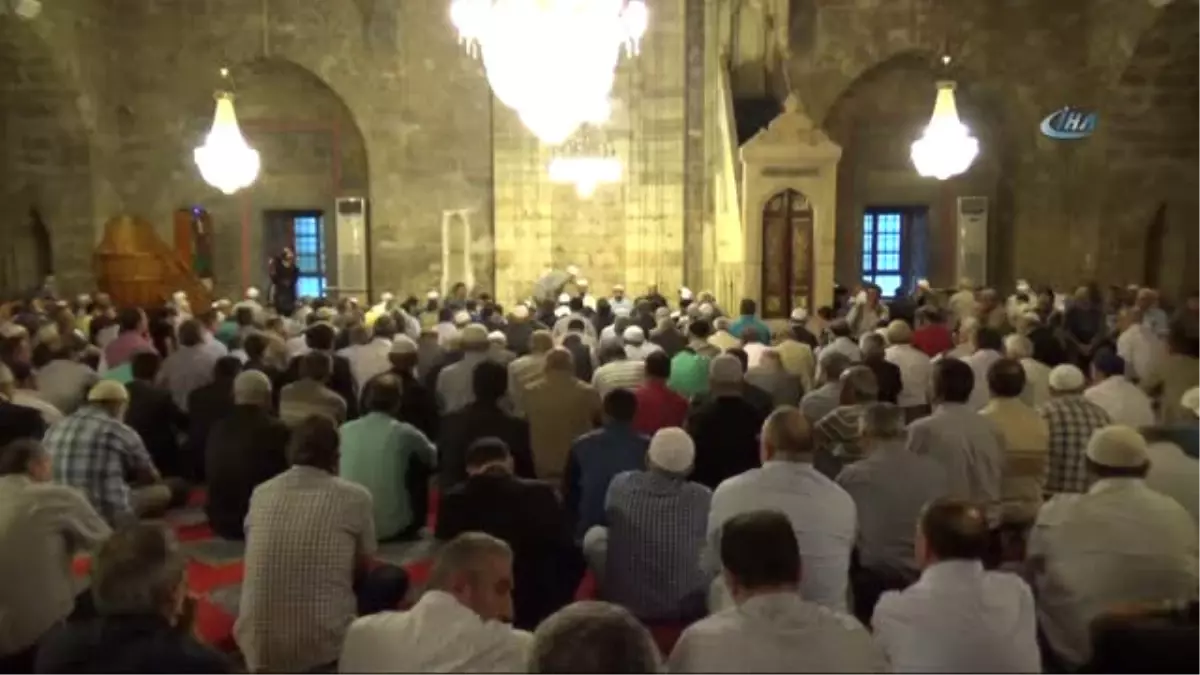 Şehit Tümgeneralin Oğlu: 'Babamın Oğlu Olarak Gururunu Yaşatacağım'