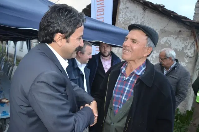 İftar Sofrası Gemiç Mahallesine Kuruldu İftar Sofrası Gemiç Mahallesine Kuruldu