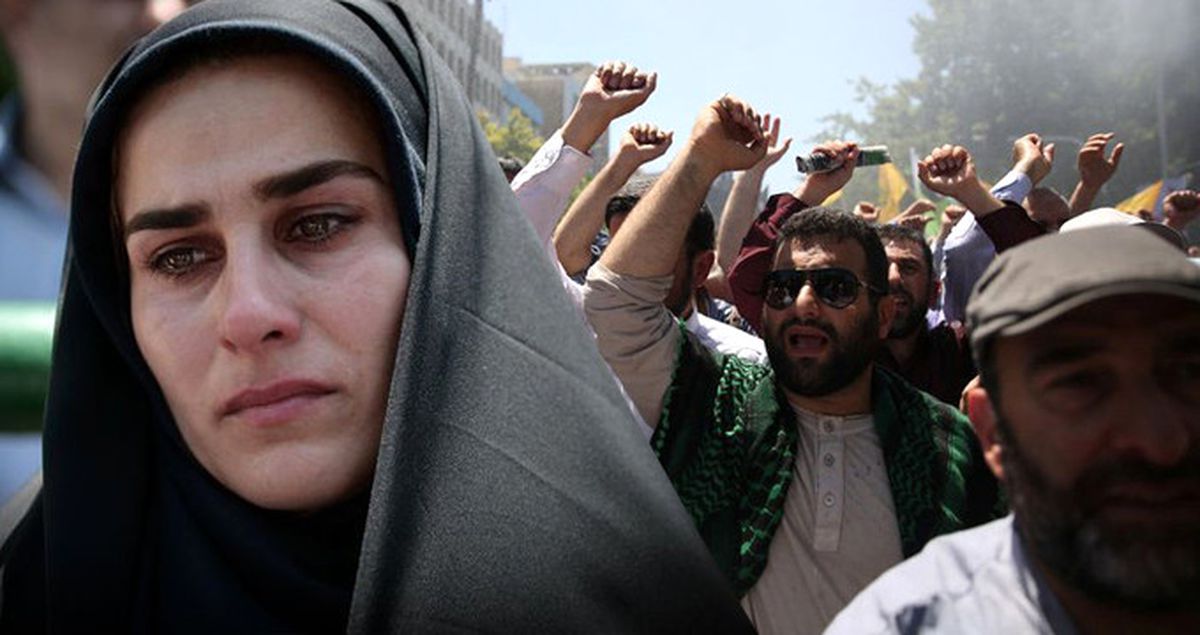 İran Sokakları 'Suudi Arabistan'a Ölüm' Sloganlarıyla İnledi!