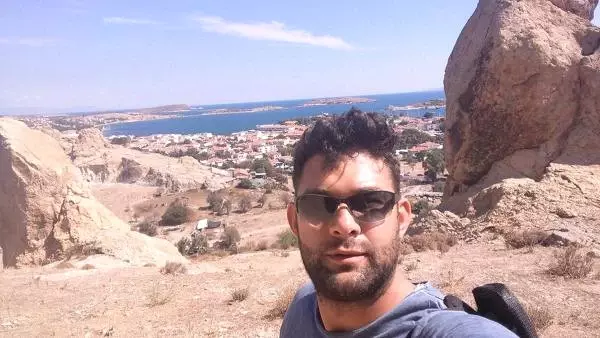 ASTSUBAY BEYLİK TABANCASI İLE İNTİHAR ETTİ!