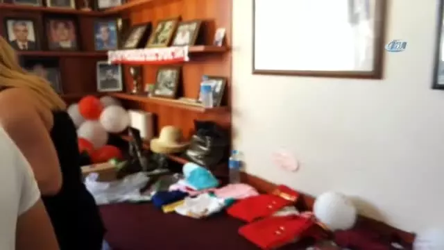 Balıkesir'de 300 Çocuğa Erken Bayram Hediyesi Balıkesir'de 300 Çocuğa Erken Bayram Hediyesi