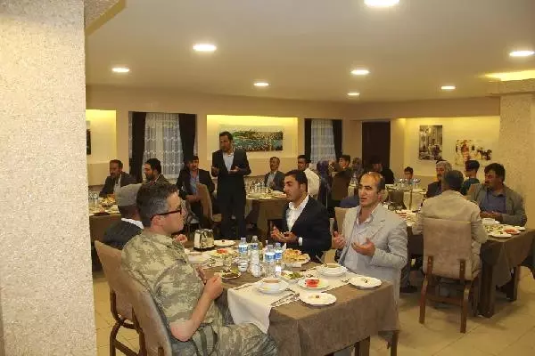 Başkale'de Şehit Yakınları ve Gaziler İçin İftar